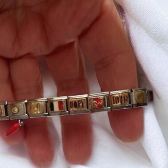 ZOPPINI (nomination) 2/$25 peace sign bracelet link - Picture 4 of 5